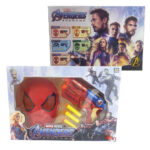 تفنگ و ماسک مدل مرد عنکبوتی