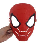 تفنگ و ماسک مدل مرد عنکبوتی